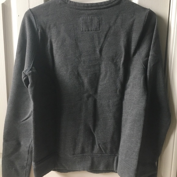 Grey Abercrombie & Fitch crew neck: - Picture 4 of 9